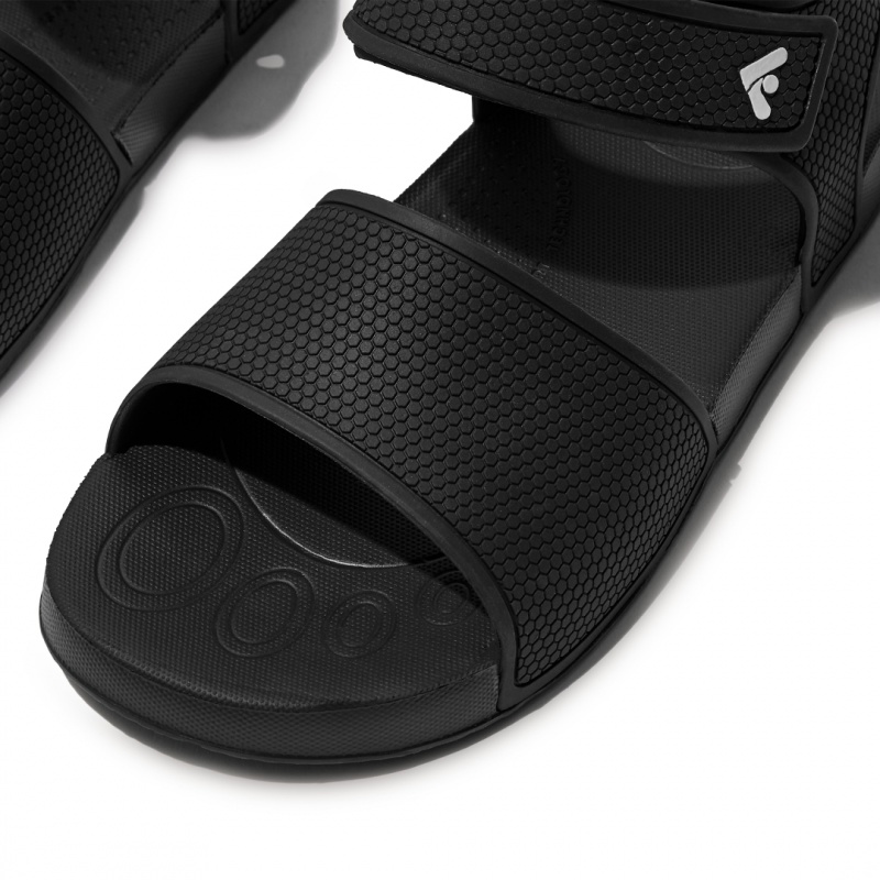 Black Fitflop Iqushion Rubber Kids' Back-Strap Sandals | UAE-3064-TPOFA