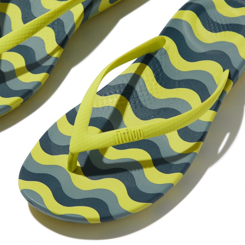 Light Green Fitflop Iqushion Snake Embossed Rubber Tpu Flip Flops Women's Flip Flops | UAE-5382-LPNVI