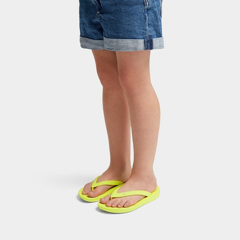 Yellow Fitflop Iqushion Rubber Kids' Flip Flops | UAE-8764-GUPDO